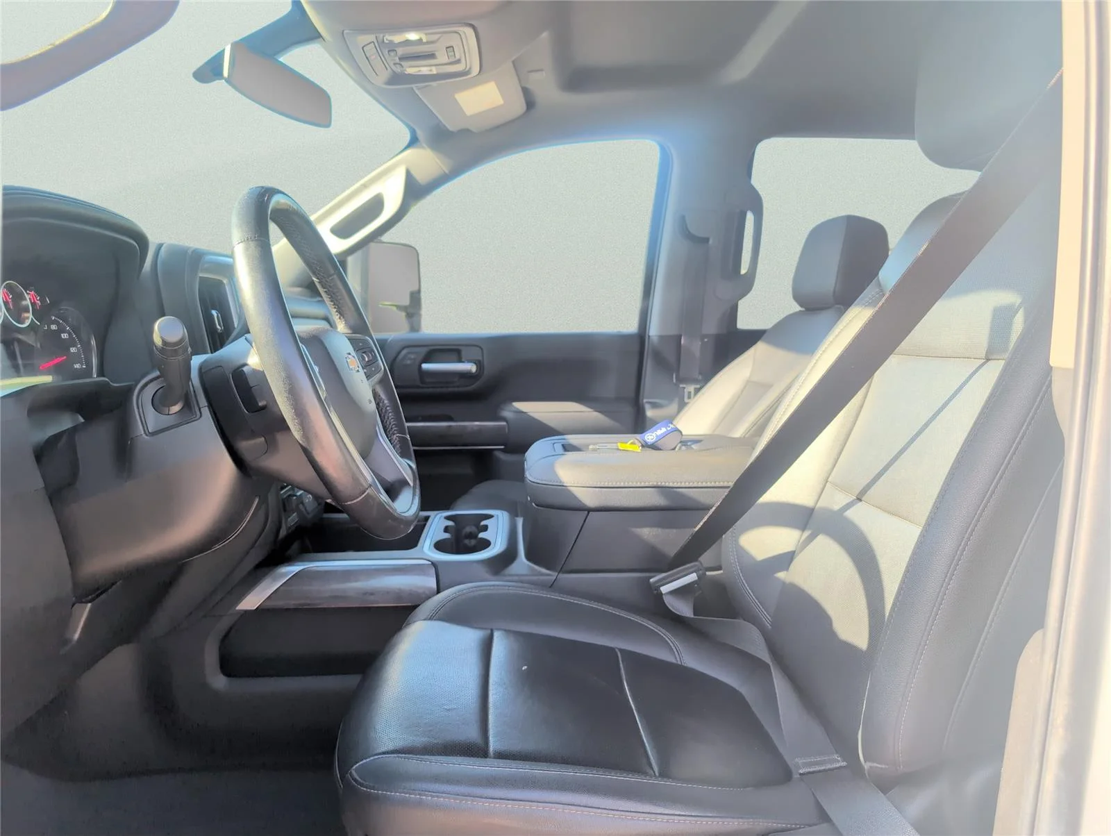 Used 2022 Summit White Chevrolet LTZ image 13
