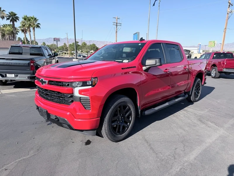 Used 2022 Red Hot Chevrolet RST image 7