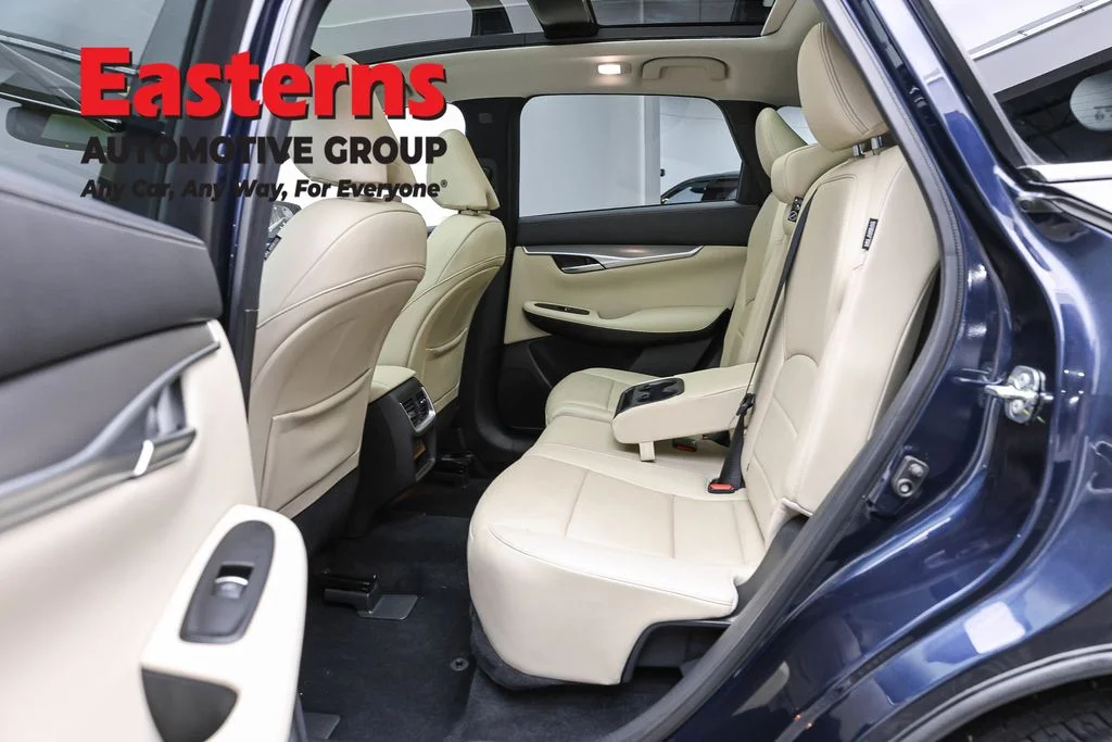 Used 2022 Blue INFINITI LUXE image 21