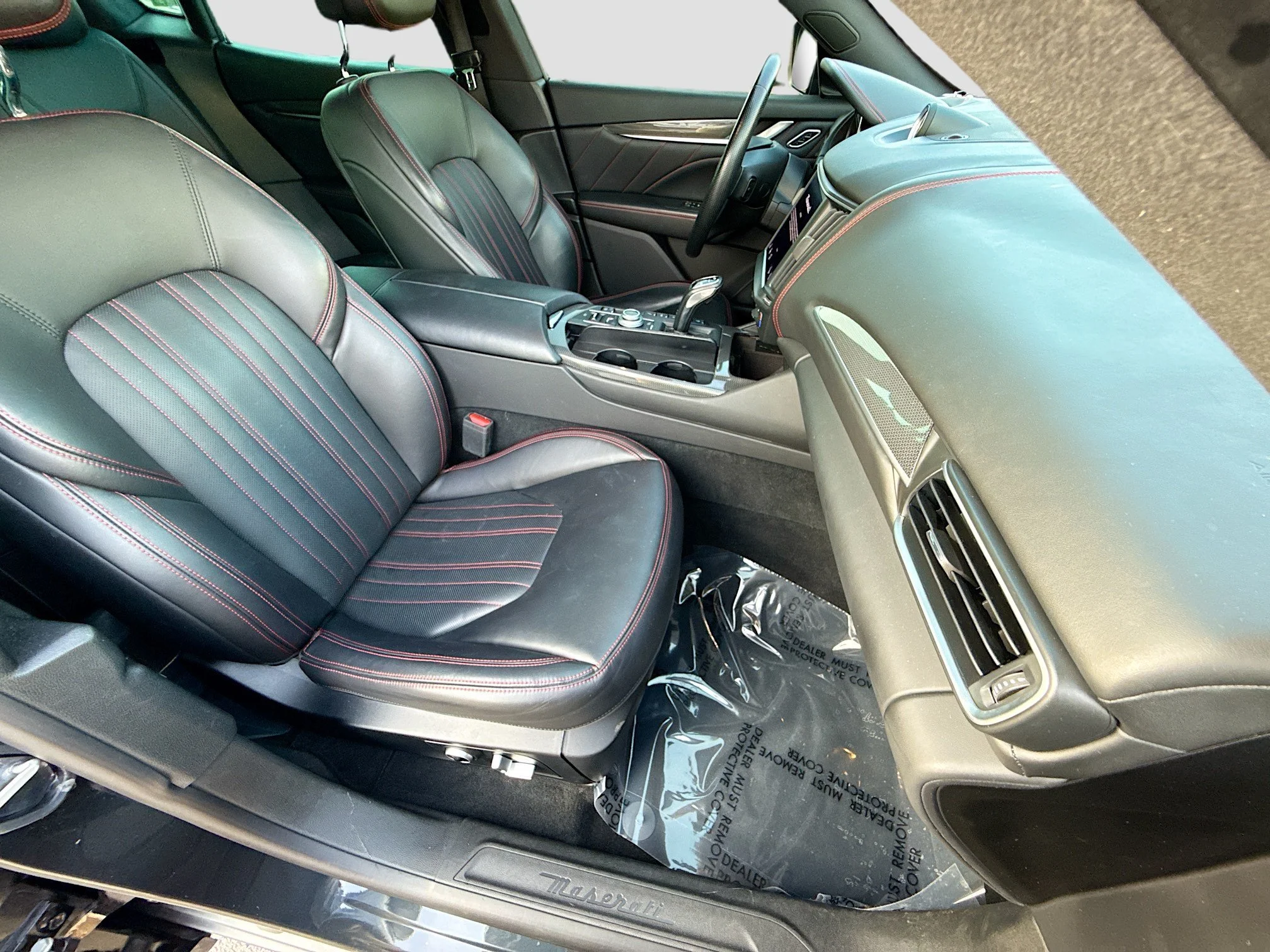 Used 2022 Nero Ribelle Metallic Maserati Modena image 15