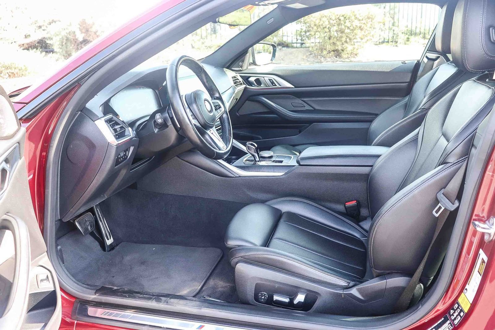 Used 2022 Aventurin Red Metallic BMW M440i xDrive image 18