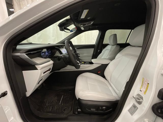 New 2026 Bright White Clearcoat Jeep Limited image 10