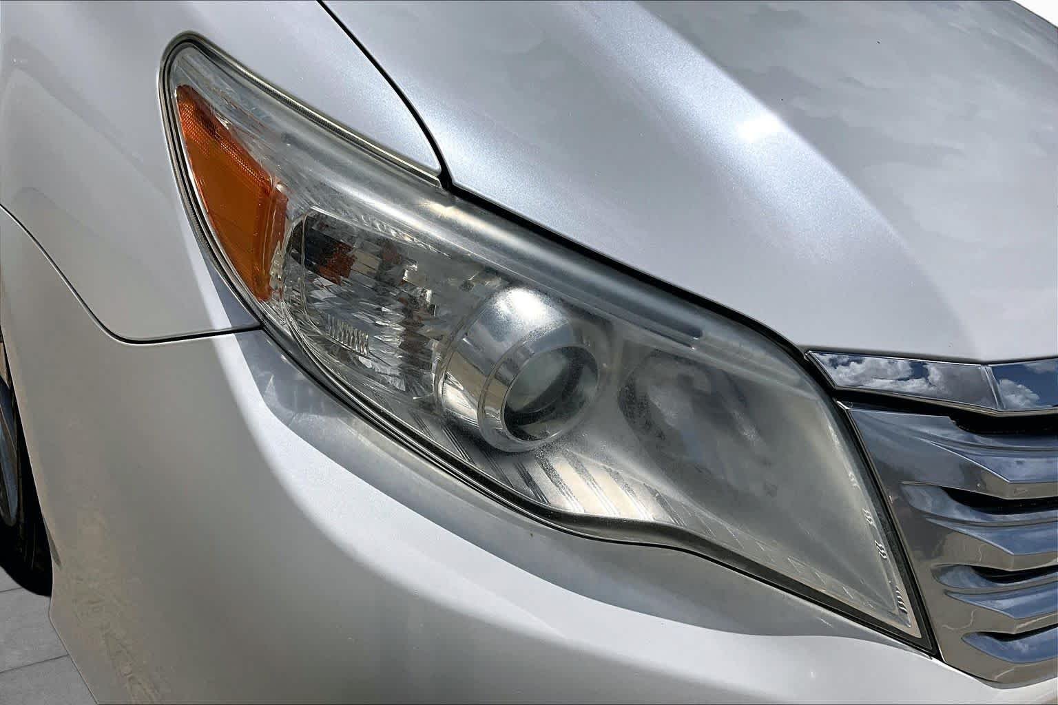 Used 2012 Blizzard Pearl Toyota Limited image 28