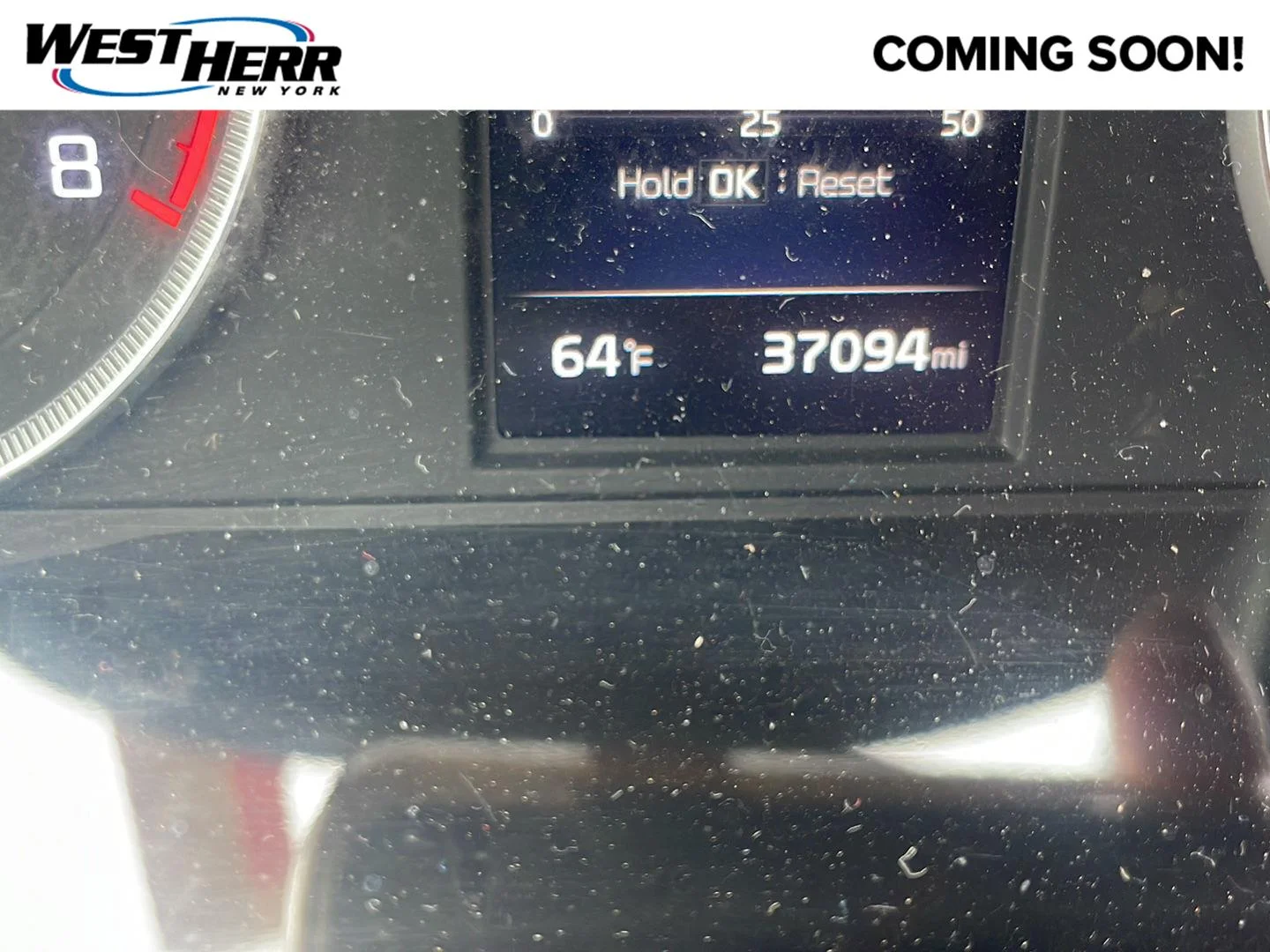Used 2021 Glacial White Pearl Kia  image 1
