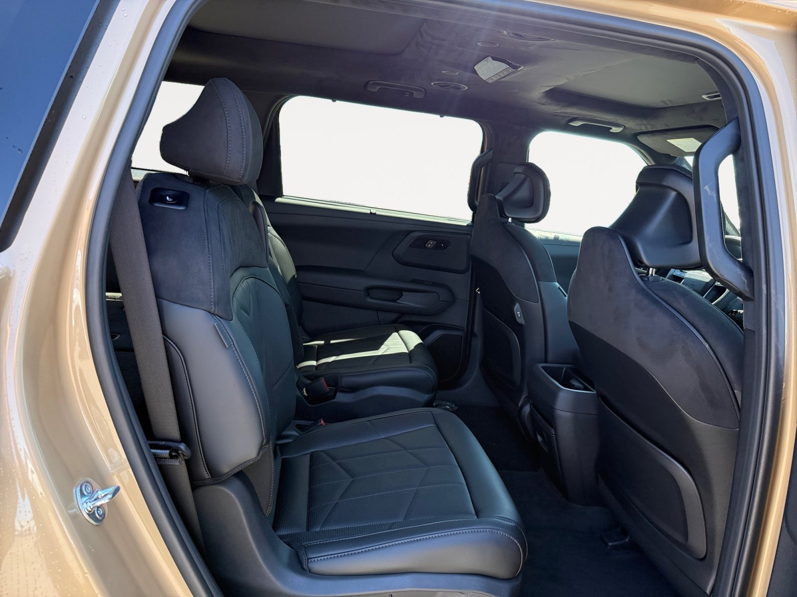New 2027 Terrain Brown Kia X-Line SX-Prestige image 18