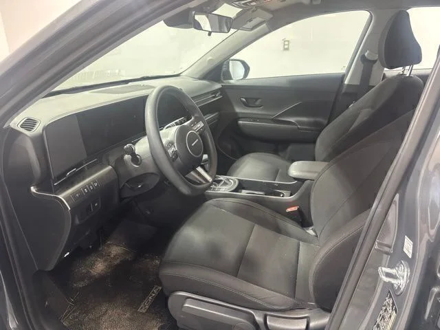 Used 2025 Gray Hyundai SE image 12