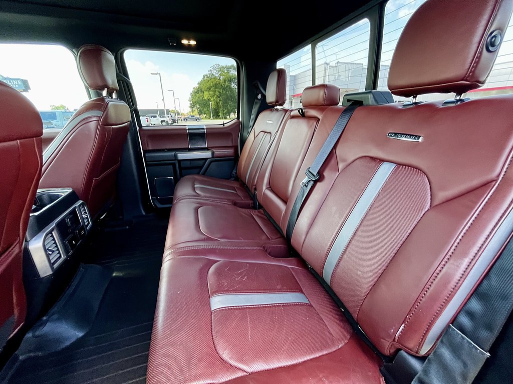 Used 2018 White Platinum Metallic Tri-Coat Ford Platinum image 13