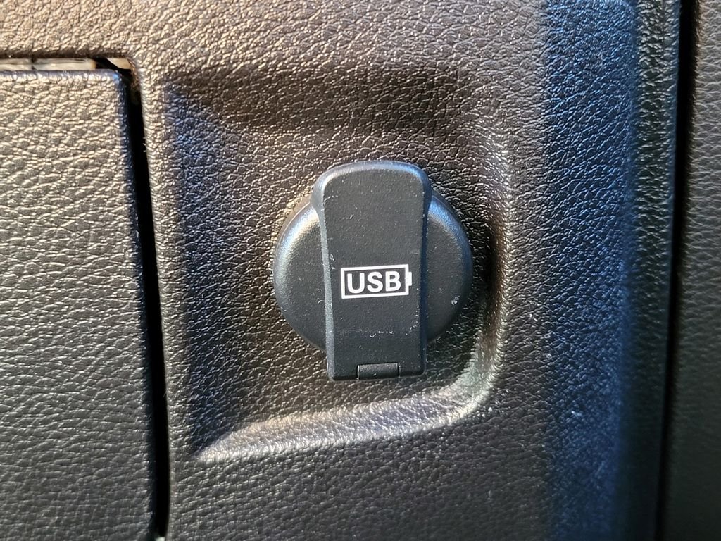 Used 2014 Black Ram Tradesman image 22