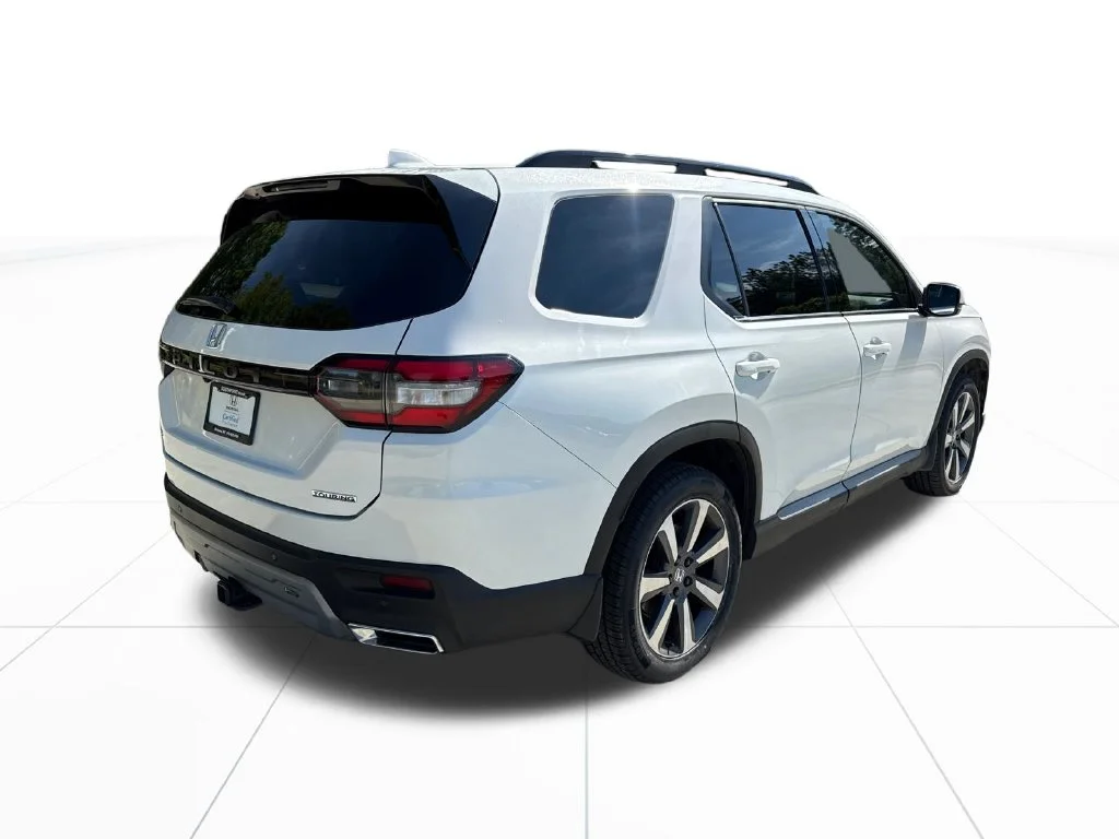 2025 Honda Pilot Touring - Photo 9