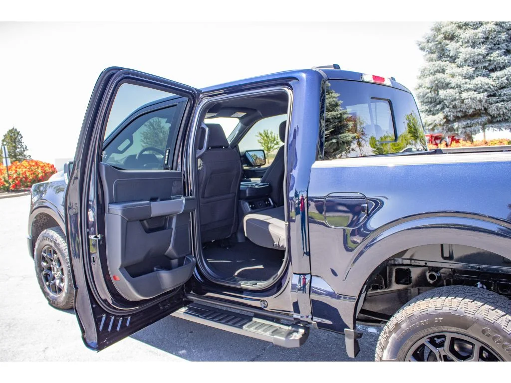 Used 2026 Antimatter Blue Metallic Ford XLT image 16