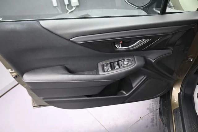 Used 2025 Green Subaru Premium image 28