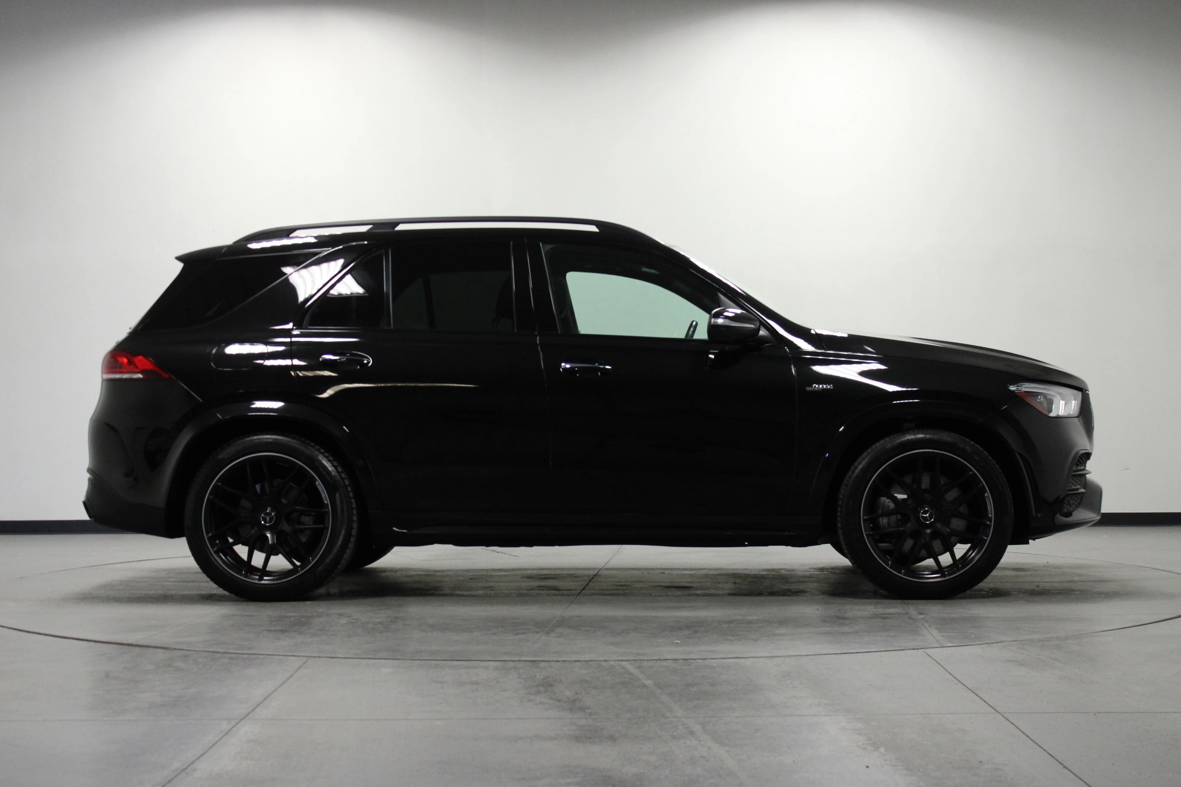 Used 2022 Obsidian Black Metallic Mercedes-Benz GLE 53 AMG® image 3
