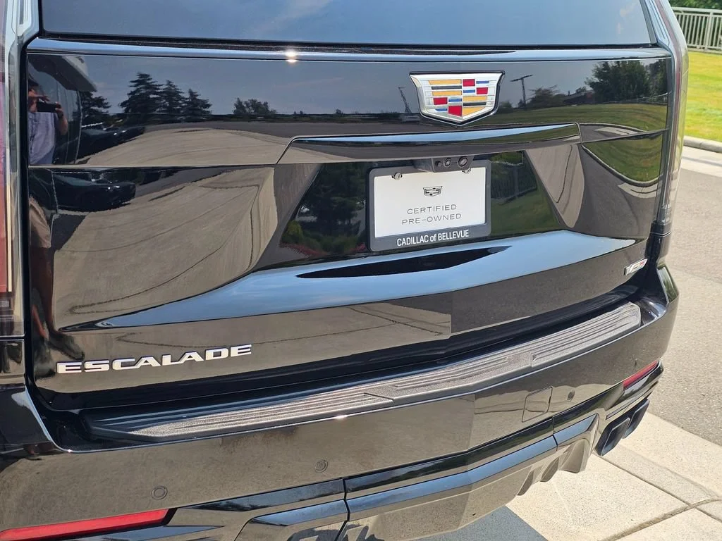 Certified Used 2026 Black Raven Cadillac V-Series image 15