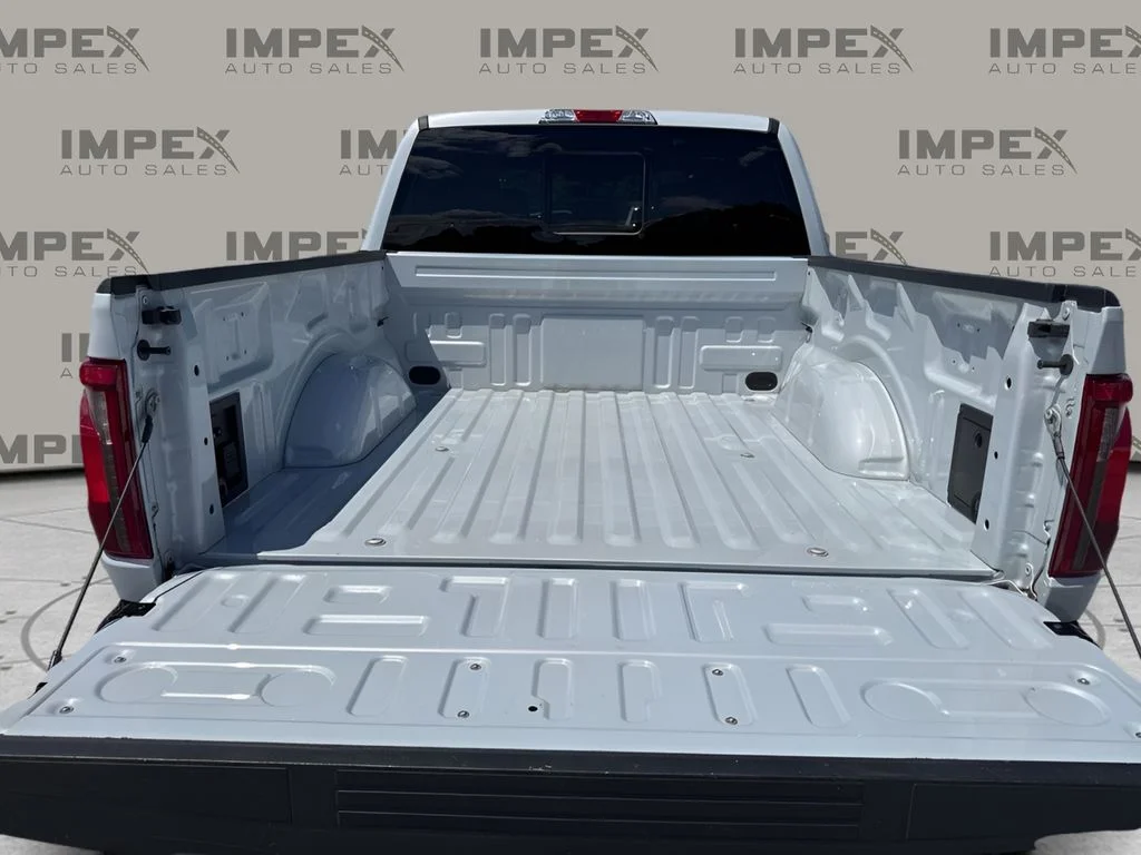 Used 2025 White Ford Tremor image 29