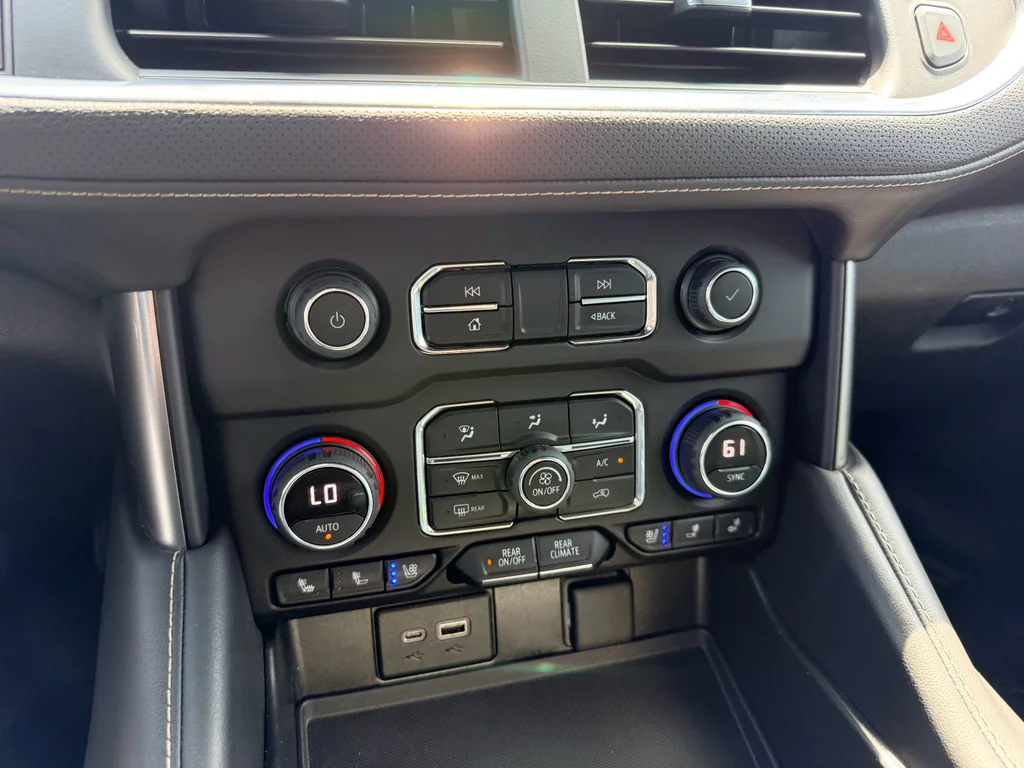 Used 2022 Summit White Chevrolet Premier image 19