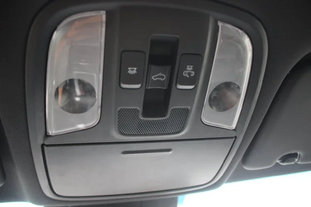 Used 2020 Red Kia S image 12