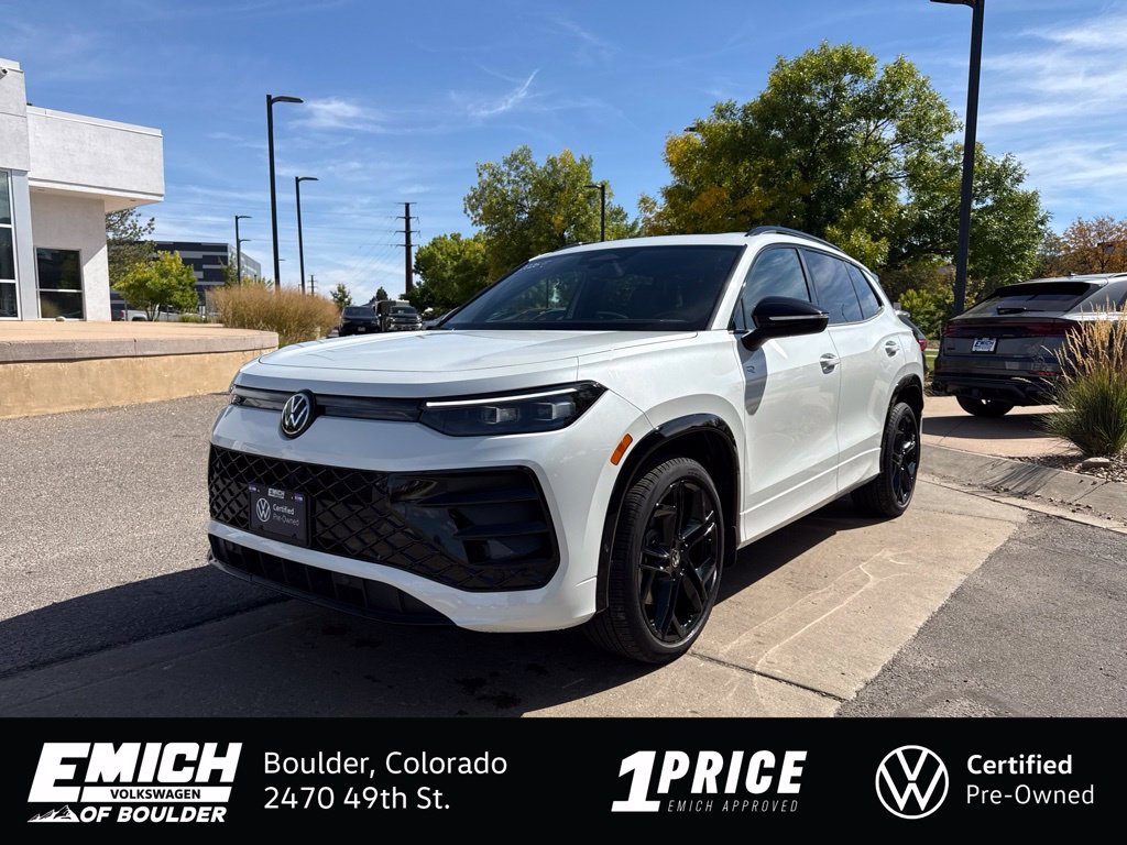Certified Used 2026  Volkswagen SE R-Line Black image 1