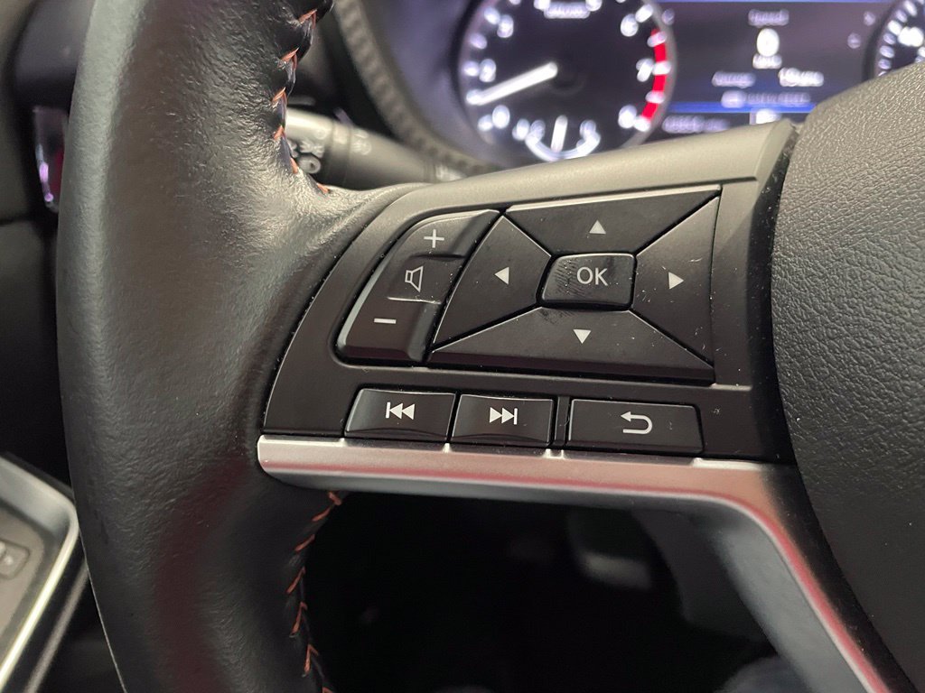 Used 2022 White Nissan SR image 12