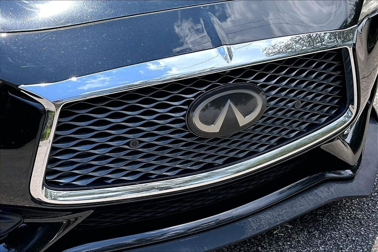 Used 2019 Black INFINITI 3.0t LUXE image 30