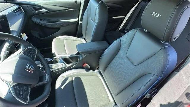 2026 Buick Encore GX Sport Touring - Photo 19