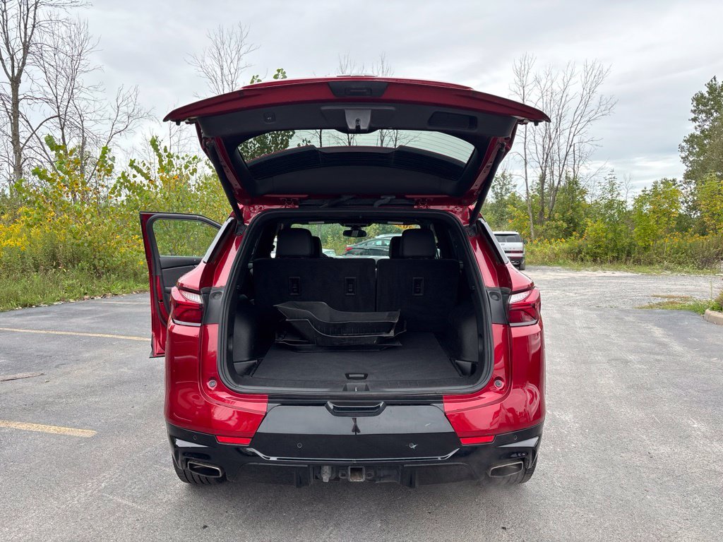 Used 2022 Red Chevrolet RS image 12