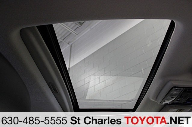 Used 2015 Gray Toyota SR5 image 21