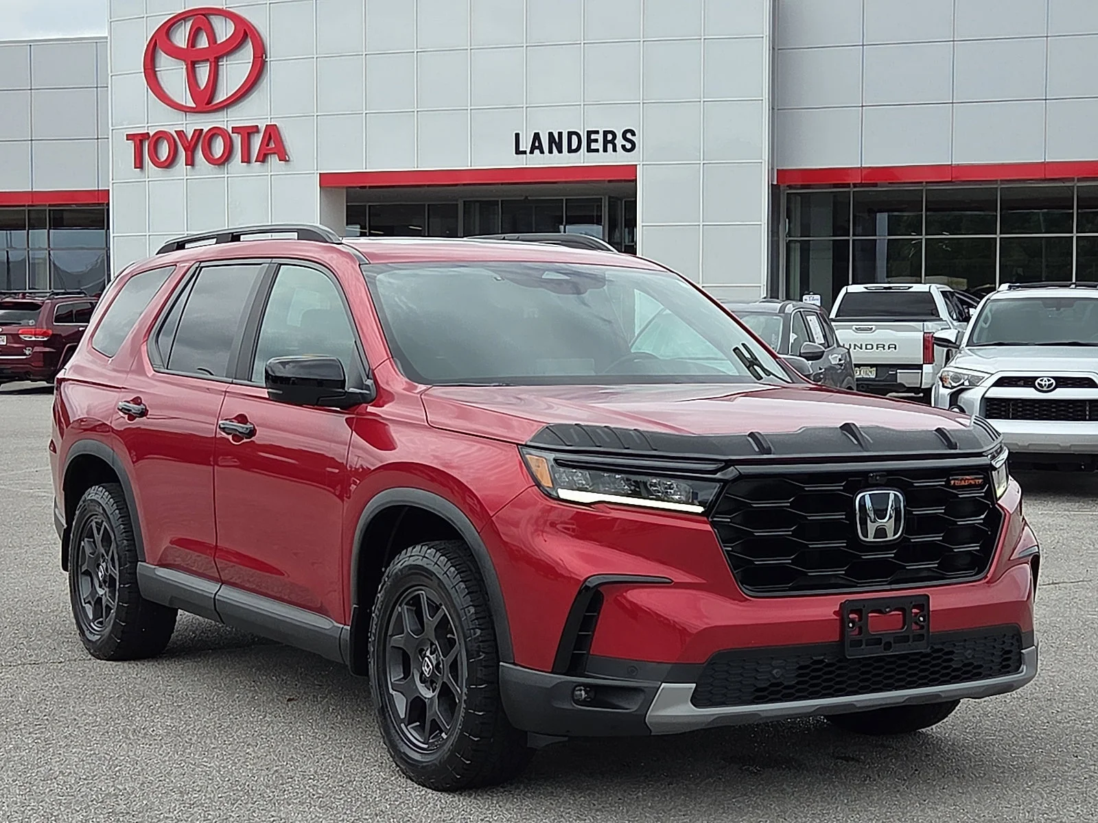 2023 Honda Pilot TrailSport AWD's photo