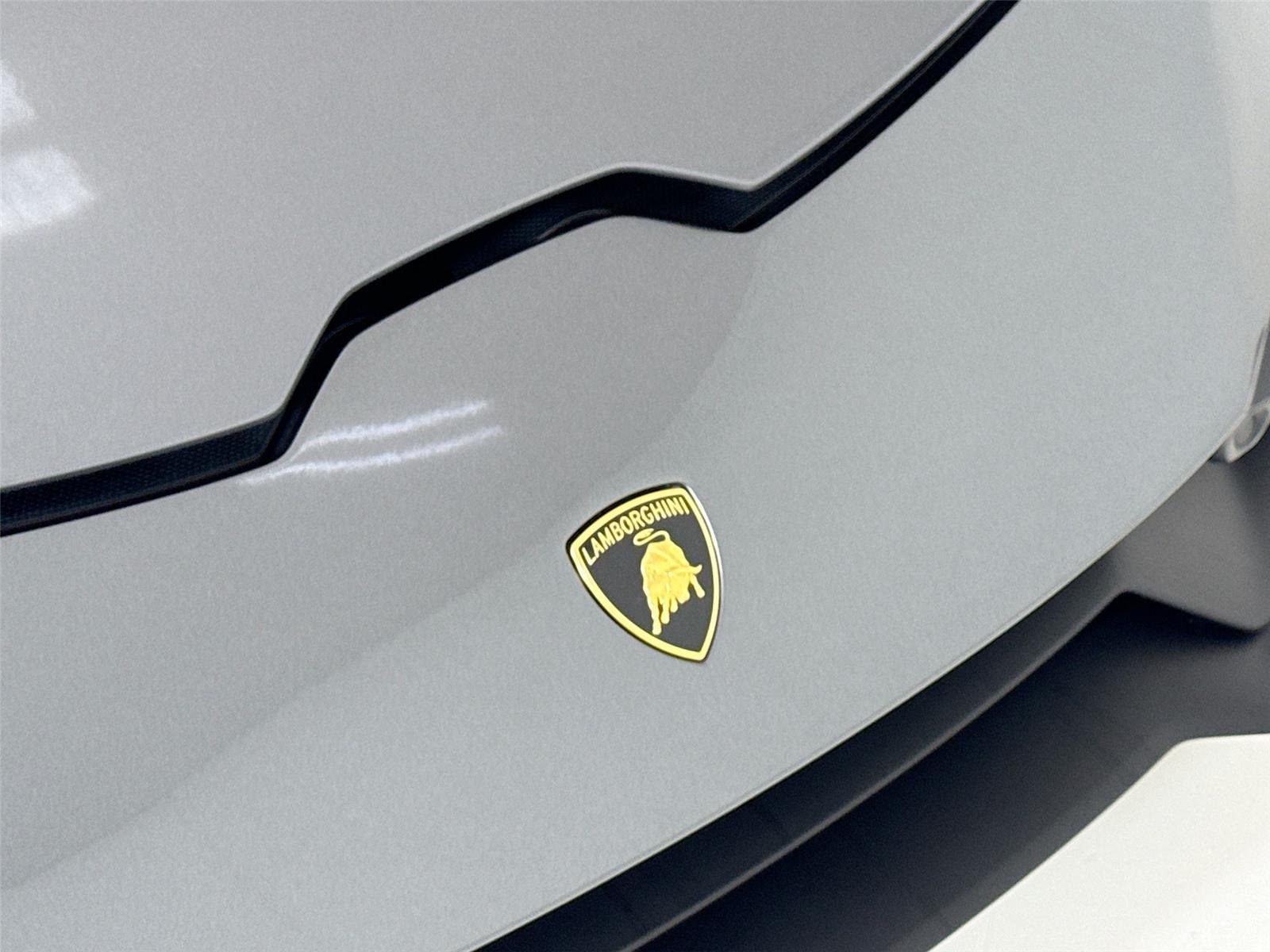 Used 2023 Grigio Lynx Lamborghini Tecnica | Front PPF | Functional Pkg image 34