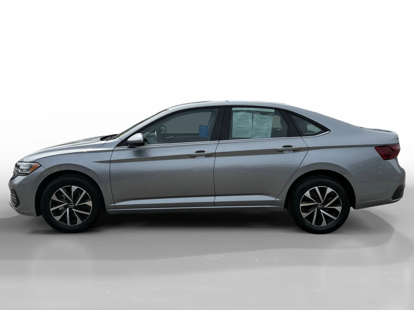 3VW5M7BUXRM096343