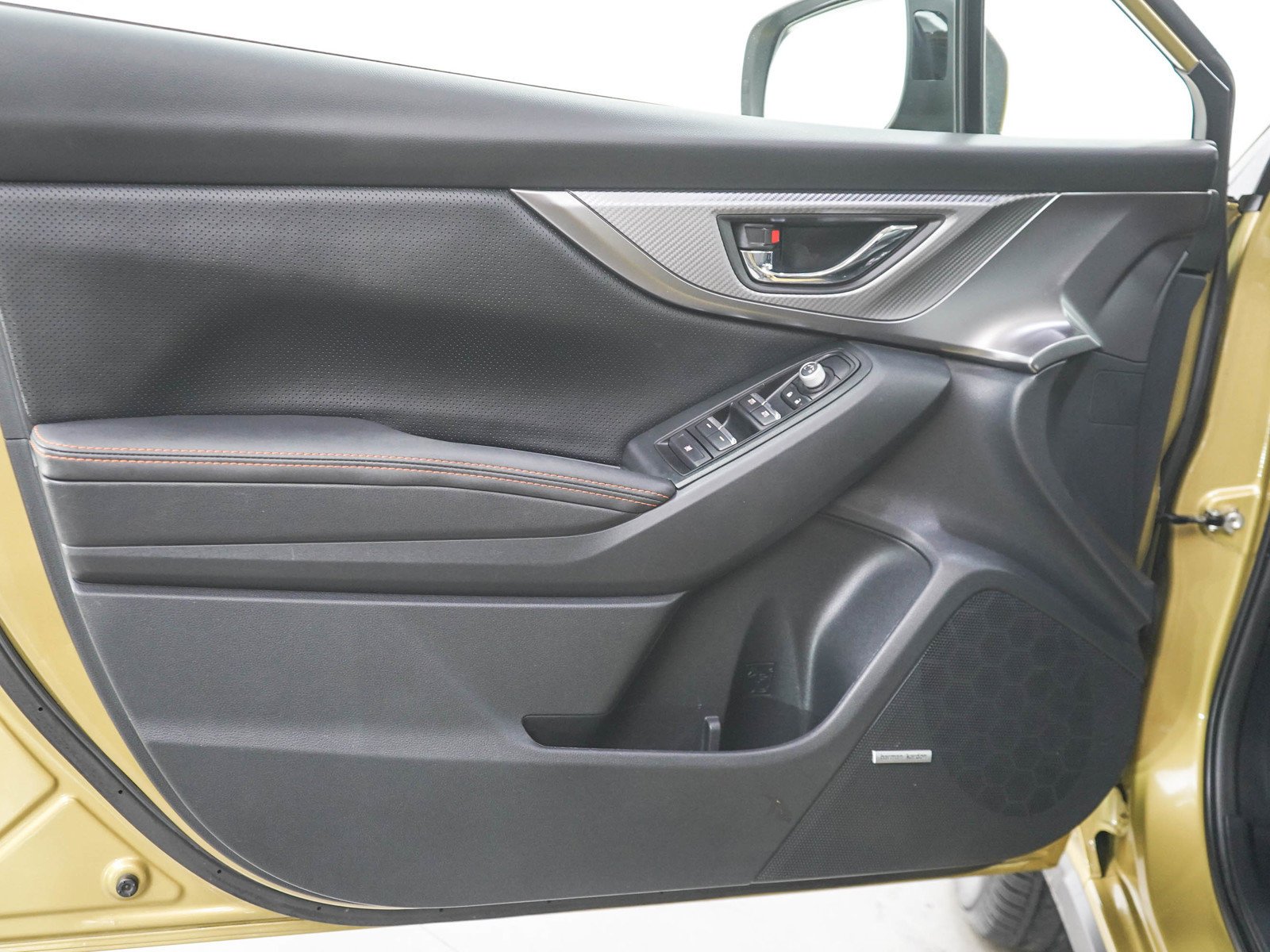 Used 2021 Plasma Yellow Pearl Subaru Limited image 18