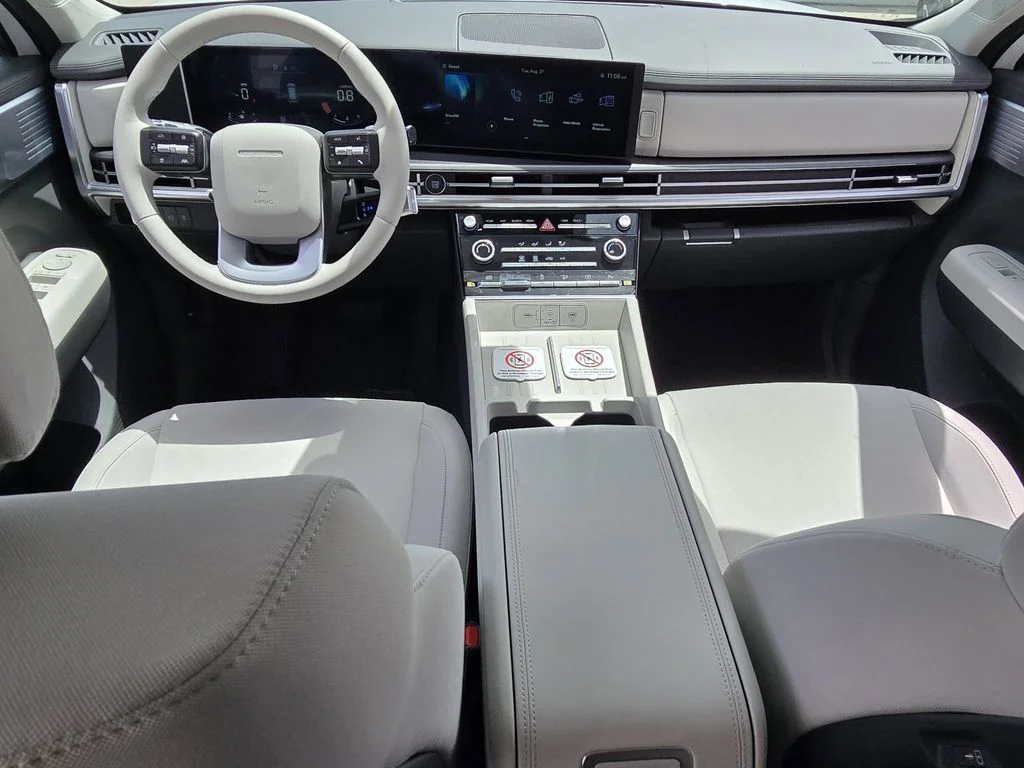 New 2027 Gray Hyundai SE image 20