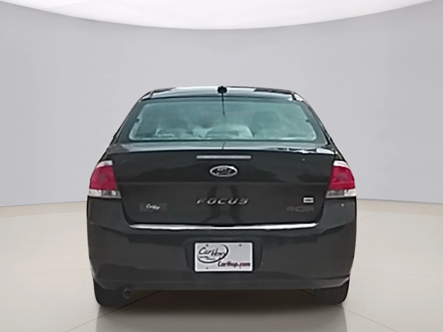 Used 2010 Black Ford SE image 4