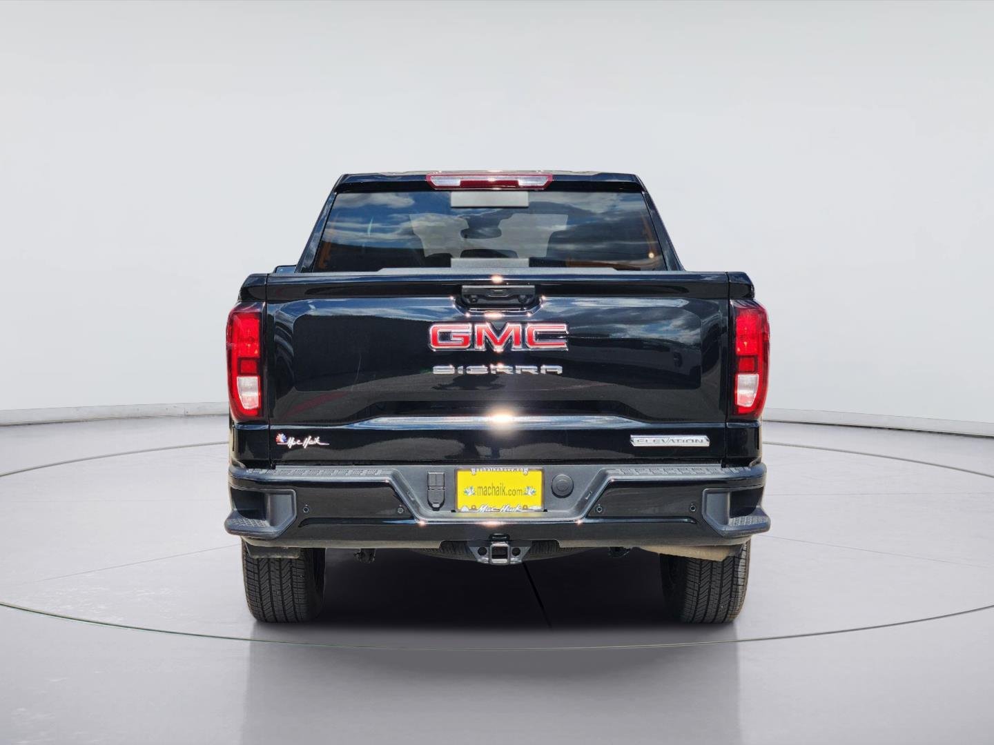 Used 2026 Onyx Black GMC Elevation image 6