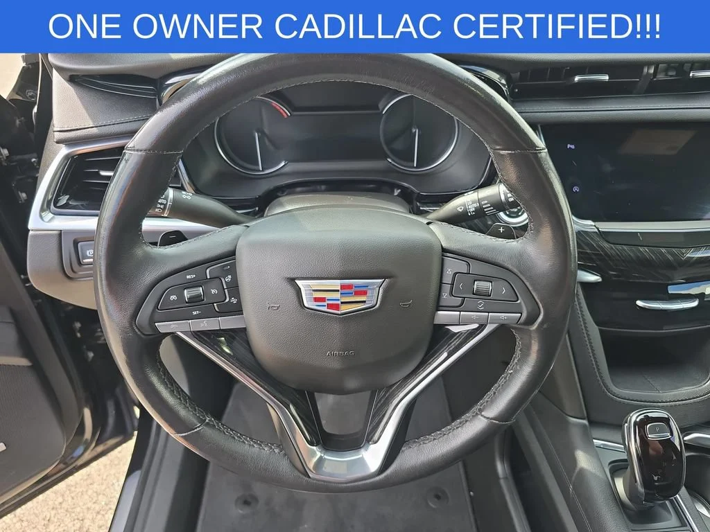 Used 2022 Stellar Black Metallic Cadillac Premium Luxury image 11