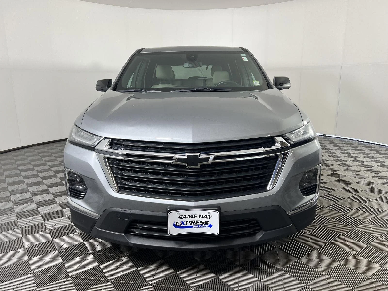 Used 2023 STERLING GRAY METALLIC Chevrolet LS image 29