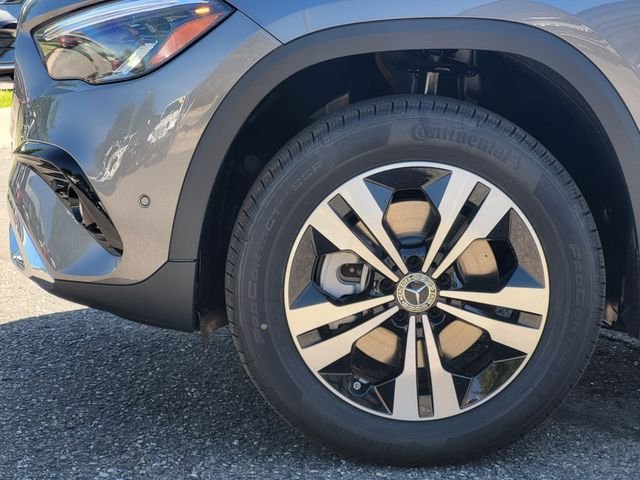 New 2026 Mountain Grey Metallic Mercedes-Benz GLA 250 image 16