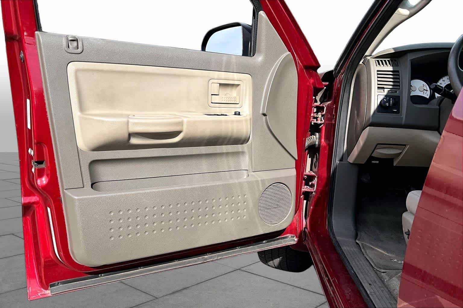 Used 2011  Ram Bighorn/Lonestar image 22