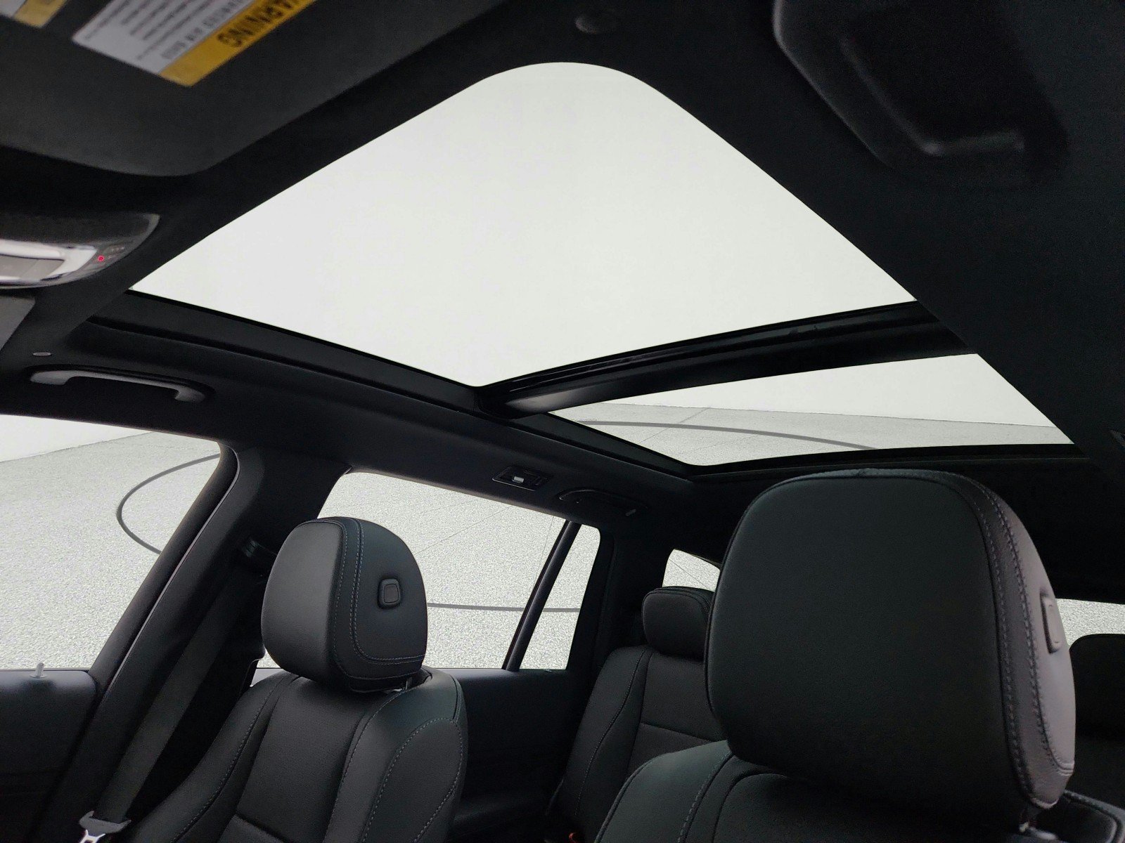 New 2026 Obsidian Black Metallic Mercedes-Benz GLS 450 4MATIC® SUV image 47