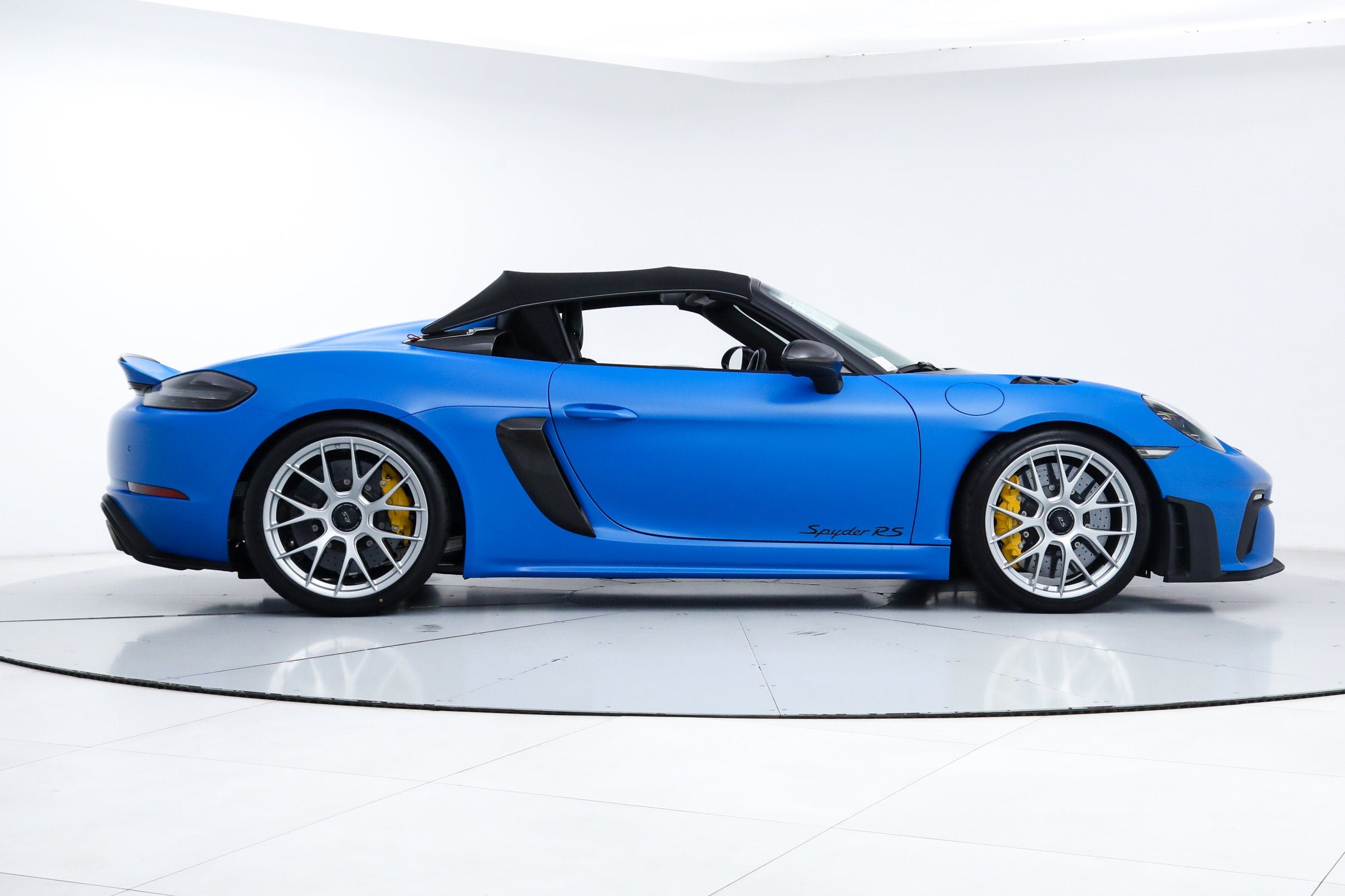 Used 2024 Blue Porsche RS image 8