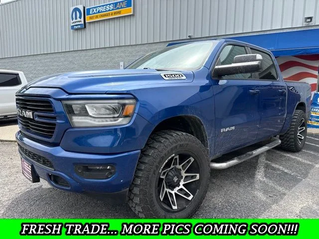 2019 RAM 1500 Big Horn/Lone Star 4x4 Crew Cab 5'7's photo