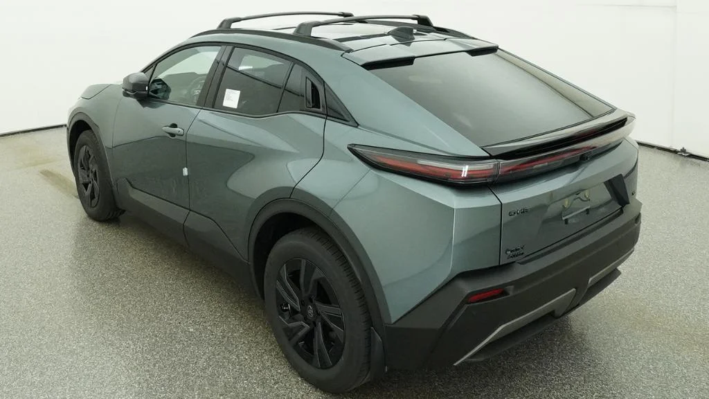 New 2026 Overcast Toyota SE image 21
