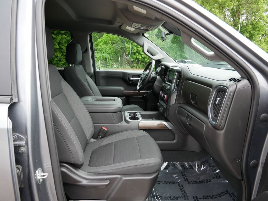 Certified Used 2022 Gray Chevrolet RST image 8