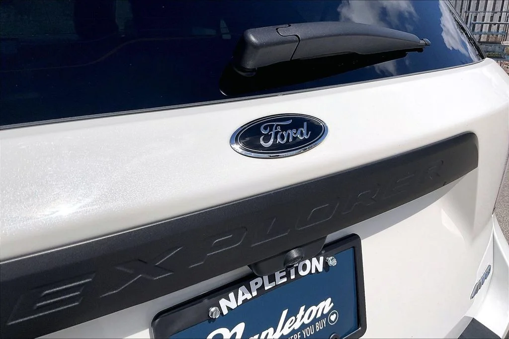 Used 2022 White Ford Timberline image 8