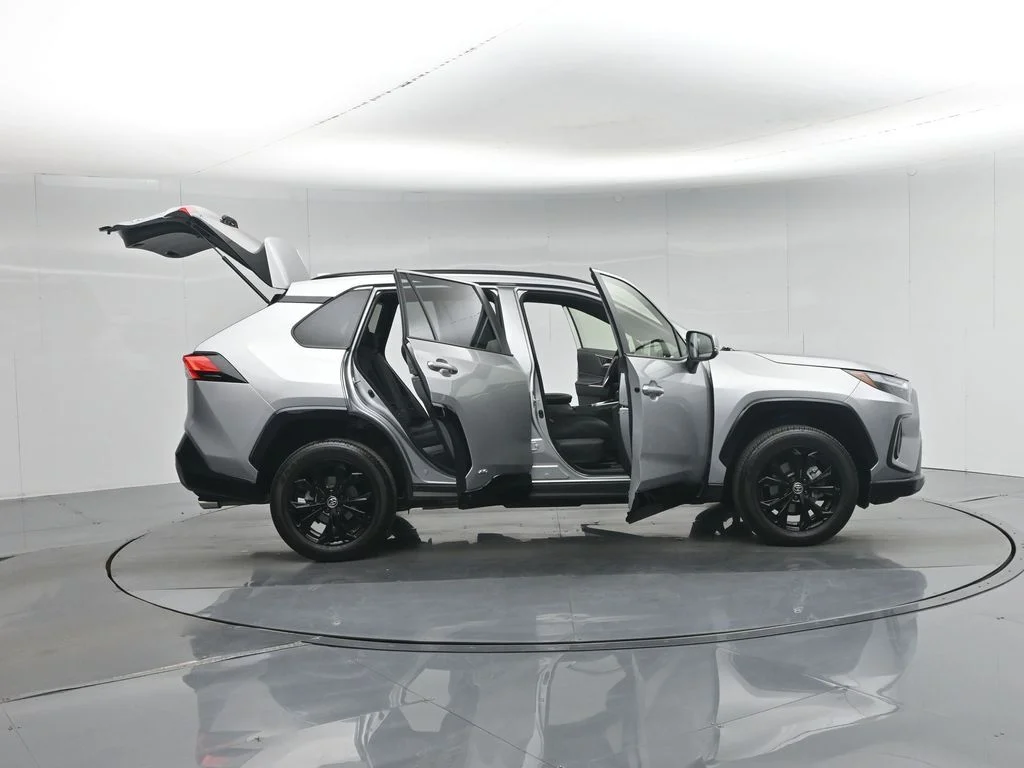 Used 2025 Silver Toyota SE image 4