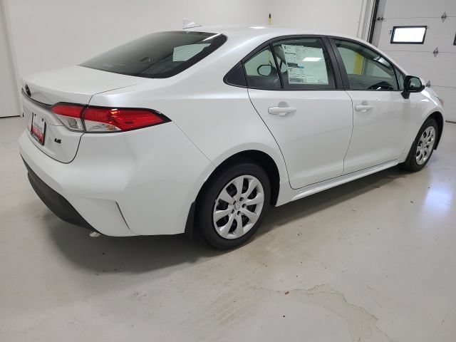 New 2026 Wind Chill Pearl Toyota LE image 5