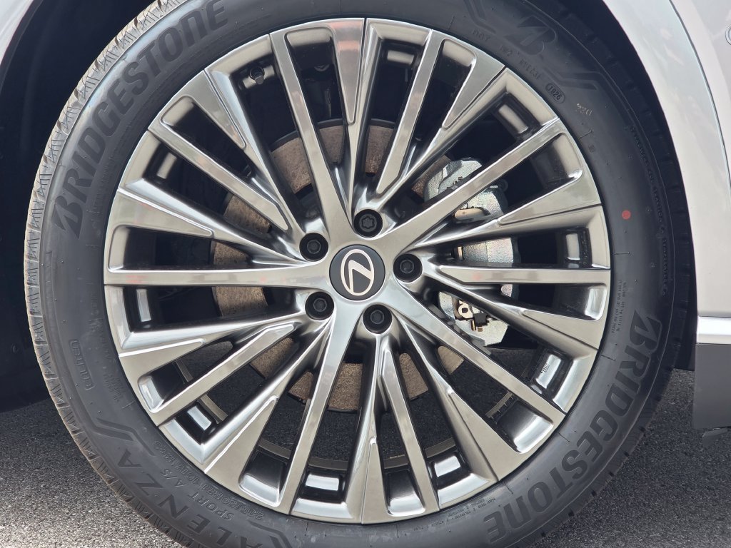 2026 Lexus RX 350 Luxury - Photo 22