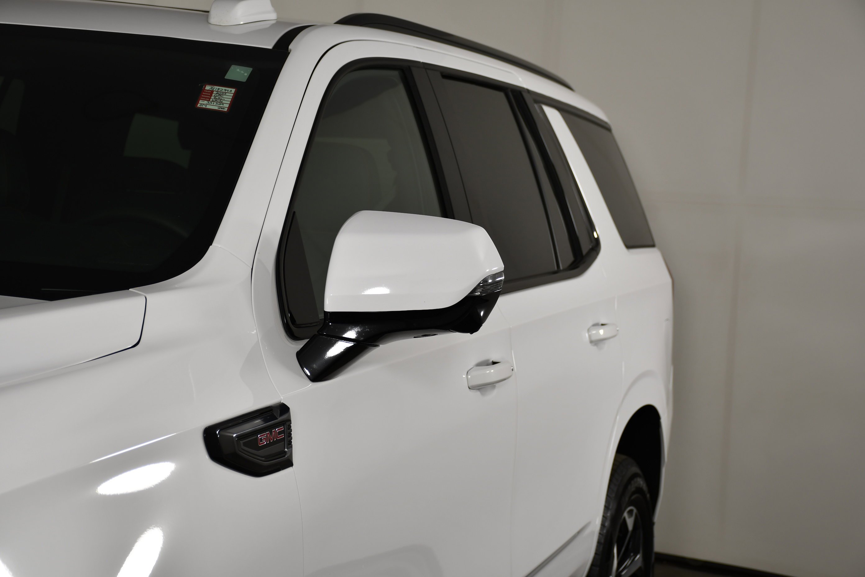 Used 2025 Summit White GMC AT4 image 13