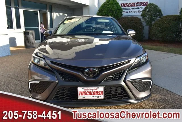 Used 2023 Gray Toyota SE image 4