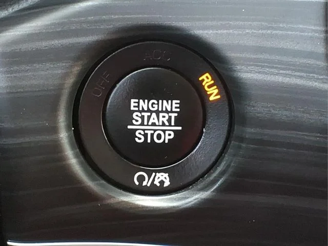 Used 2021 Gray Jeep Limited image 21