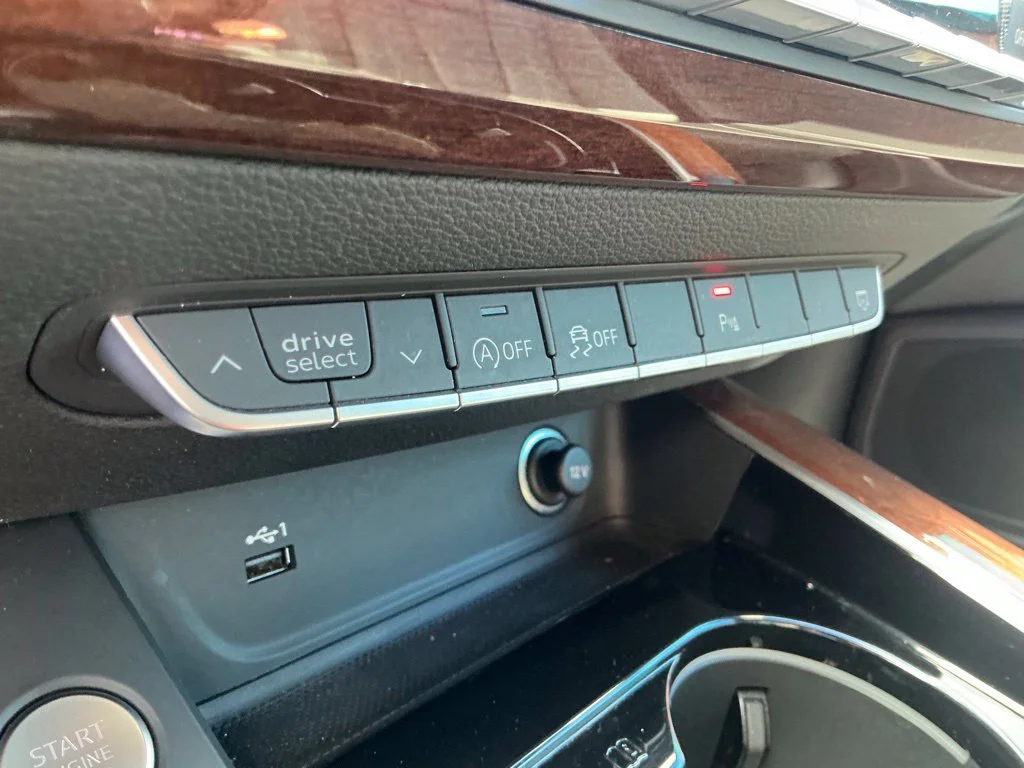 Used 2022 Silver Audi 45 Premium Plus image 38